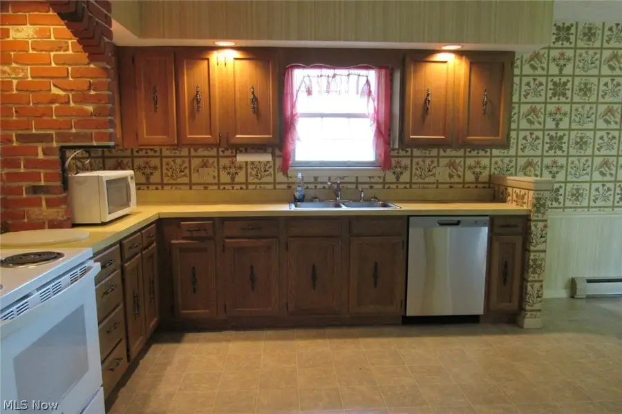 7980 Auburn Road, Painesville, OH 44077 - #2