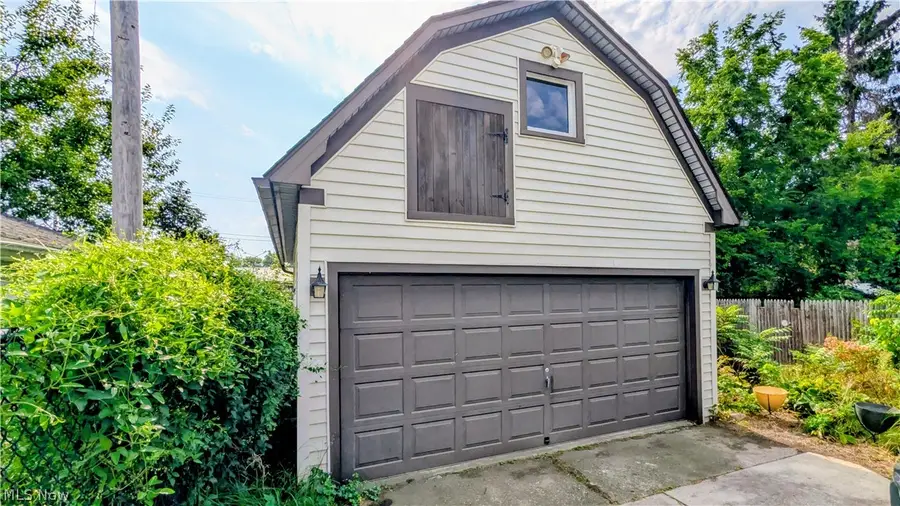 132 Grove Drive, Ashtabula, OH 44004 - #2