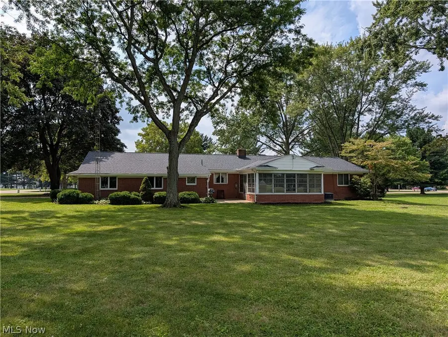 707 Markley Ne Street, Canton, OH 44721 - #3