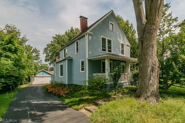 37841 2nd Street, Willoughby, OH 44094