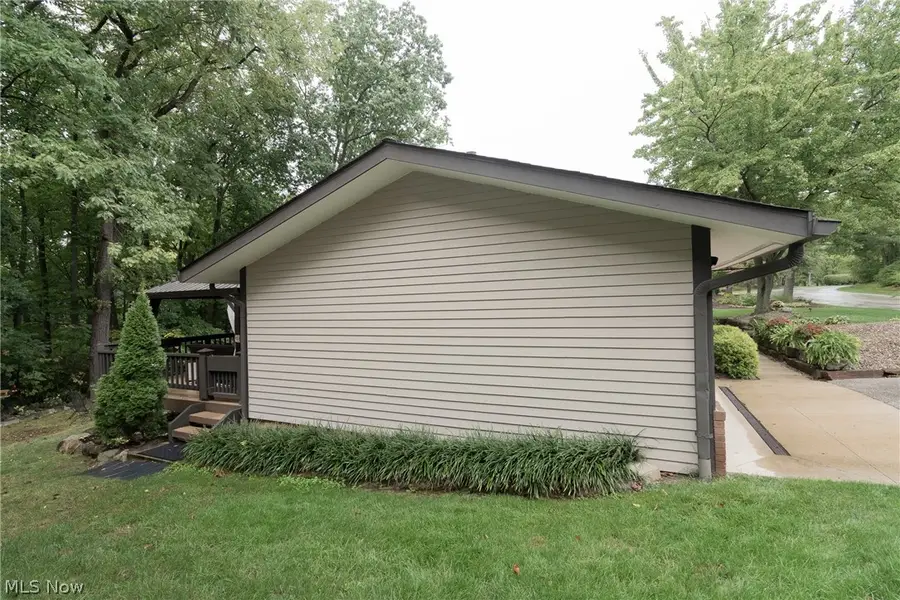 7019 Windward Hills Drive #011, Brecksville, OH 44141 - #3