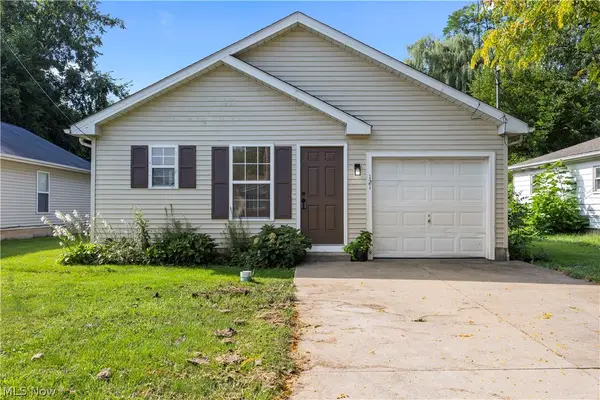 121 Parmely Avenue, Elyria, OH 44035