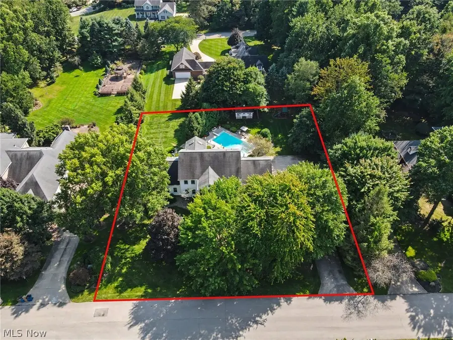 2101 Pearce Circle, Salem, OH 44460 - #3