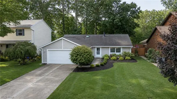 38158 Strumbly Place, Willoughby, OH 44094