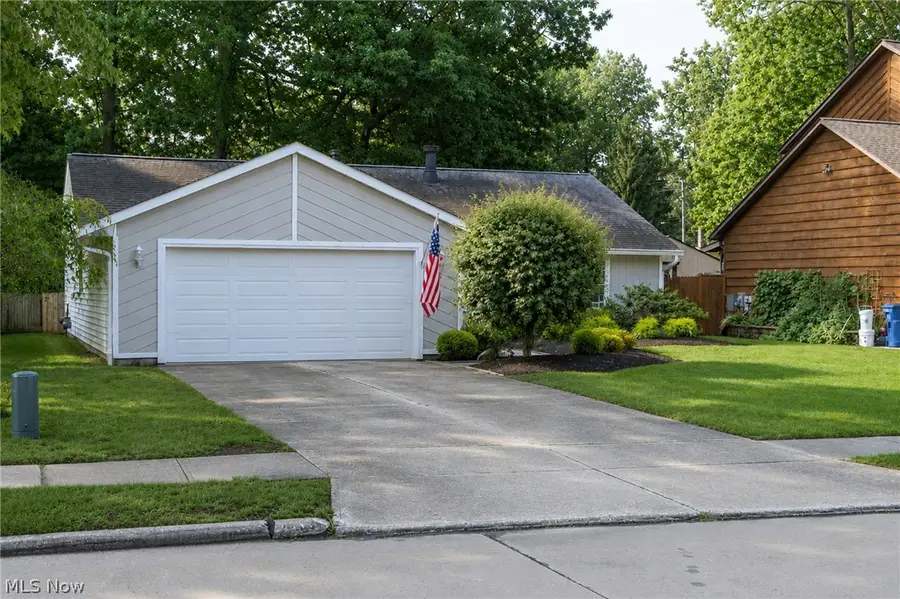 38158 Strumbly Place, Willoughby, OH 44094 - #3