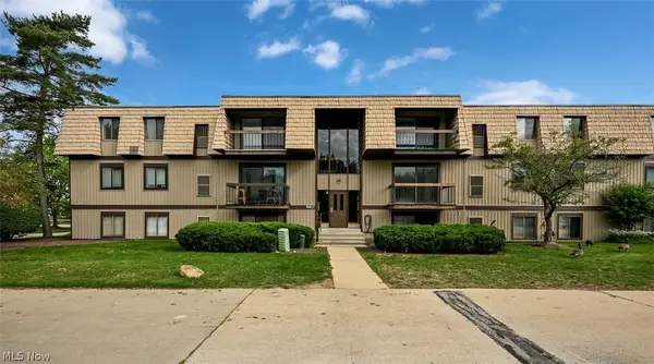 9611 Sunrise Boulevard #K9, North Royalton, OH 44133