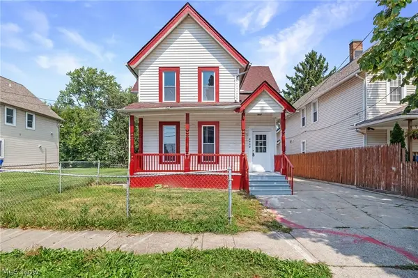 2612 Daisy Avenue, Cleveland, OH 44109