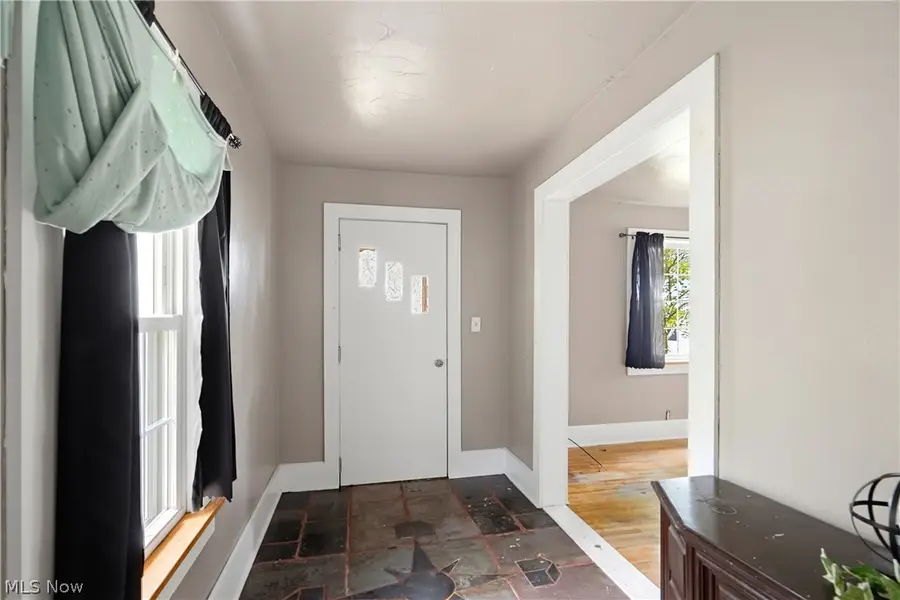 22605 Norman Avenue, Alliance, OH 44601 - #3