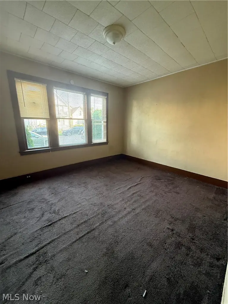 604 Jefferson Avenue, Cleveland, OH 44113 - #3