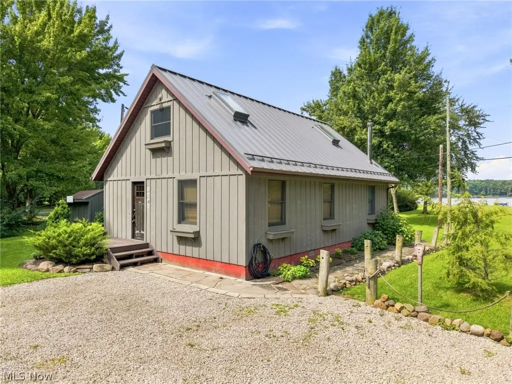 4059 Hardin Road, Ravenna, OH 44266 - #1