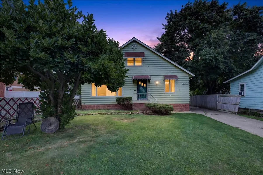 17922 Brazil Road, Cleveland, OH 44119 - #3