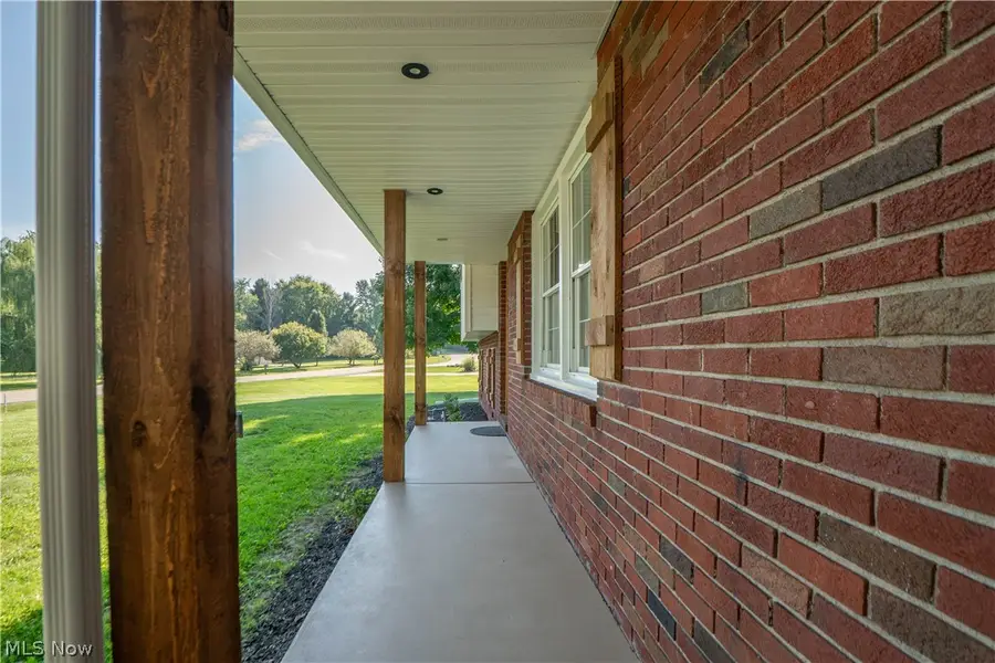 1232 Canyon Ne Street, Uniontown, OH 44685 - #2