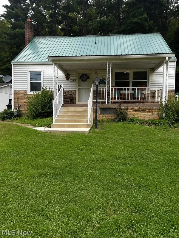 8295 Bear Se Road, Amsterdam, OH 43903