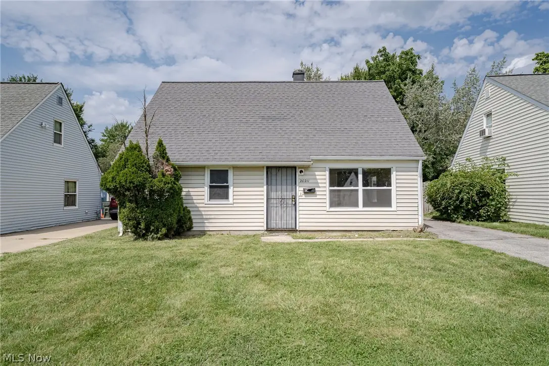 20211 Longbrook Road, Warrensville Heights, OH 44128 - #1