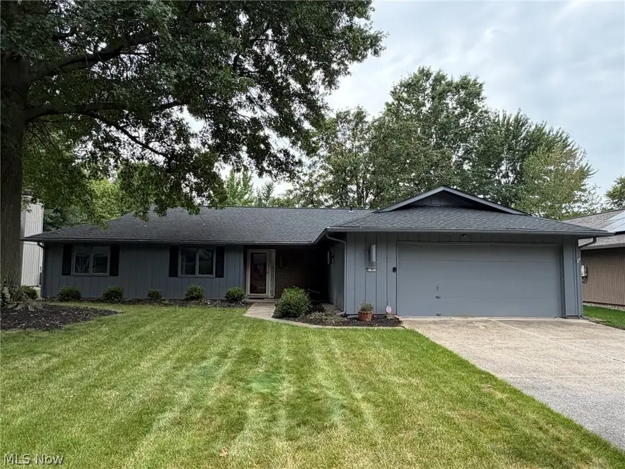 21801 Little Brook Way, Strongsville, OH 44149 - #2