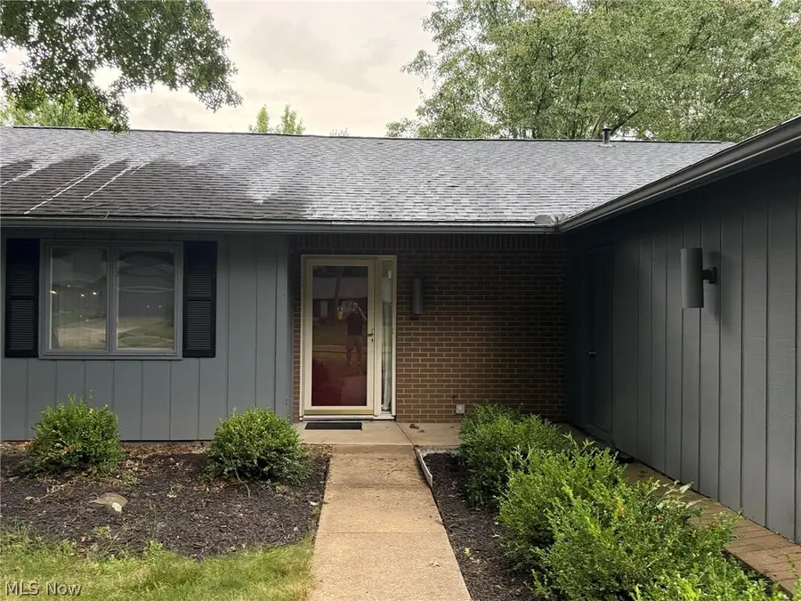 21801 Little Brook Way, Strongsville, OH 44149 - #3
