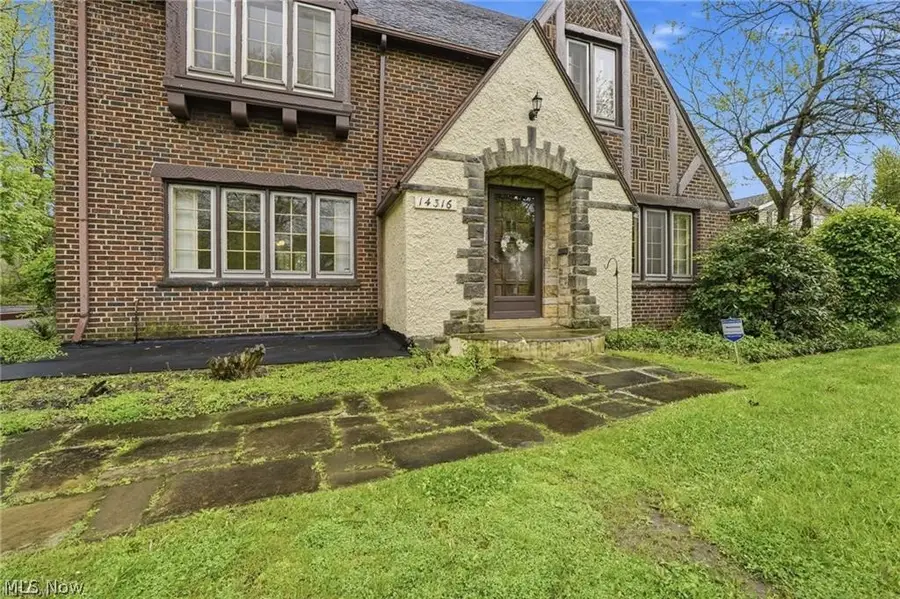 14316 Ashwood Road, Shaker Heights, OH 44120 - #2
