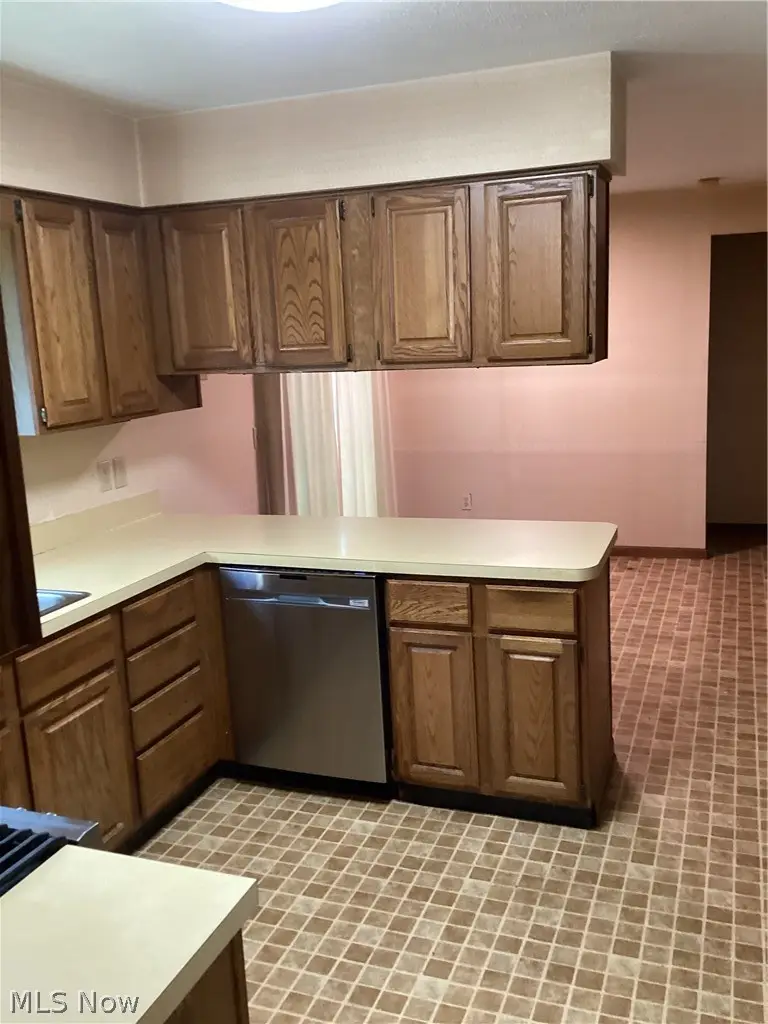 9524 Lasalle Lane, Mentor, OH 44060 - #3