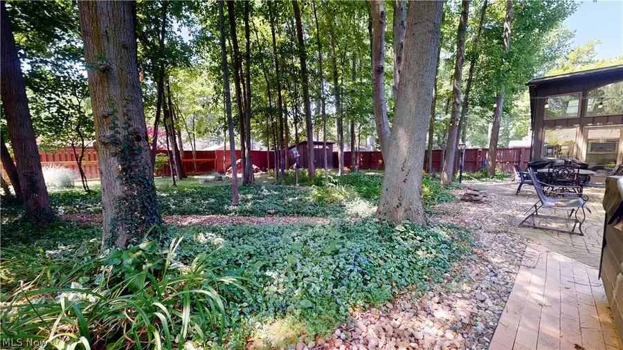 5726 Rock Point Circle, North Ridgeville, OH 44039 - #3