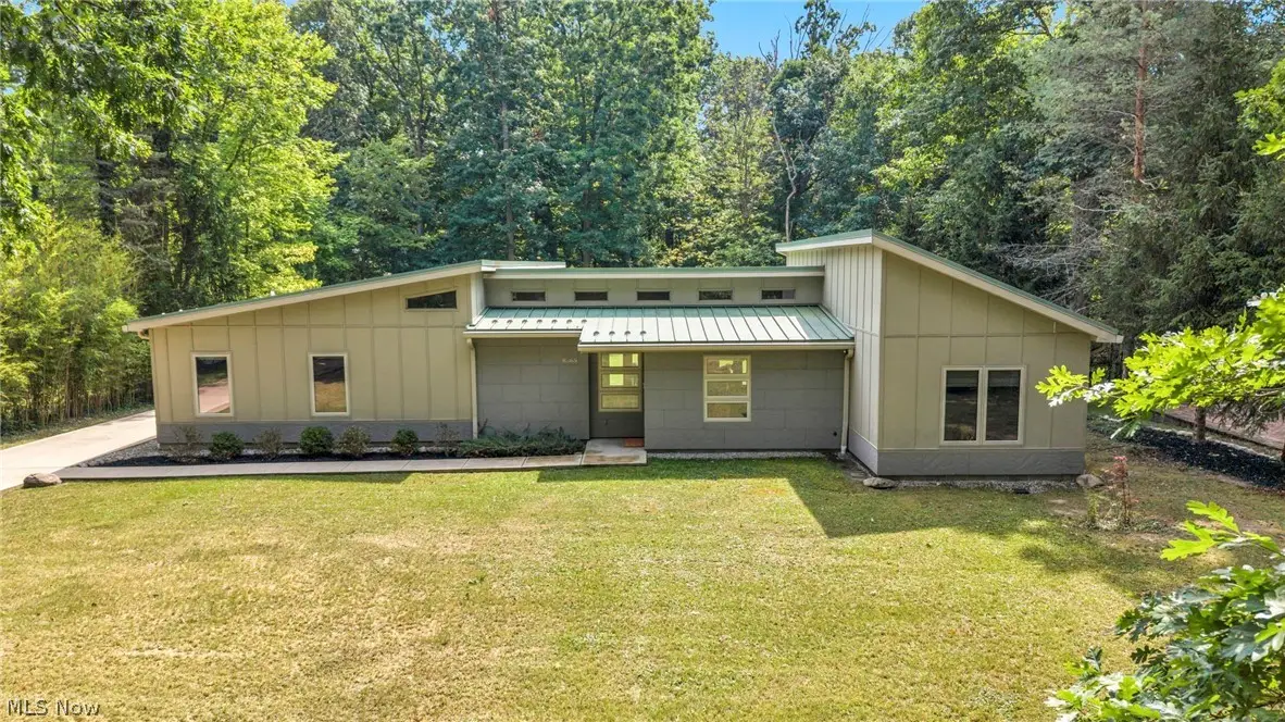 8365 Whitewood Road, Brecksville, OH 44141 - #1