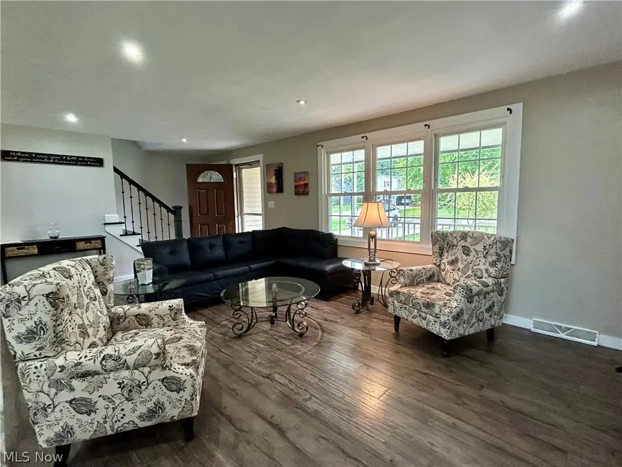 4595 Sheffield Drive, Austintown, OH 44515 - #3