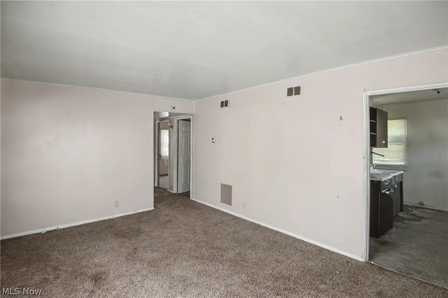 1507 S Freedom Avenue, Alliance, OH 44601 - #3