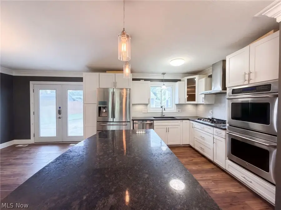 25142 Deerfield Drive, North Olmsted, OH 44070 - #2