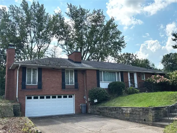 1410 Perry Nw Drive, Canton, OH 44708