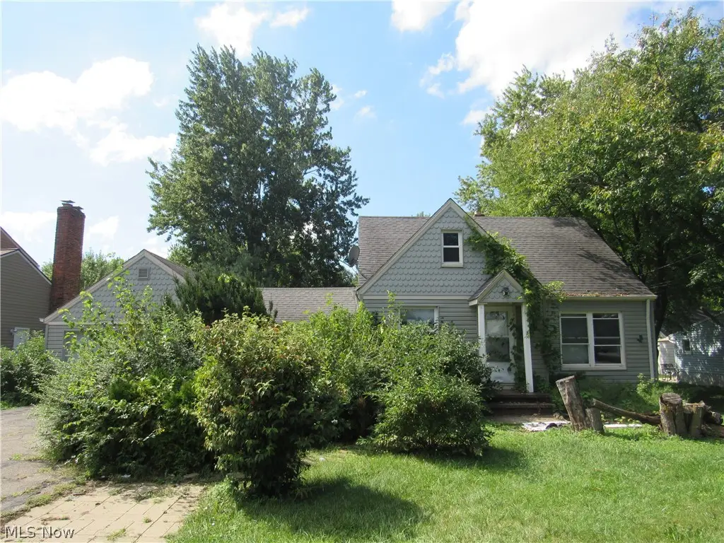 6224 Engle Road, Brook Park, OH 44142 - #1