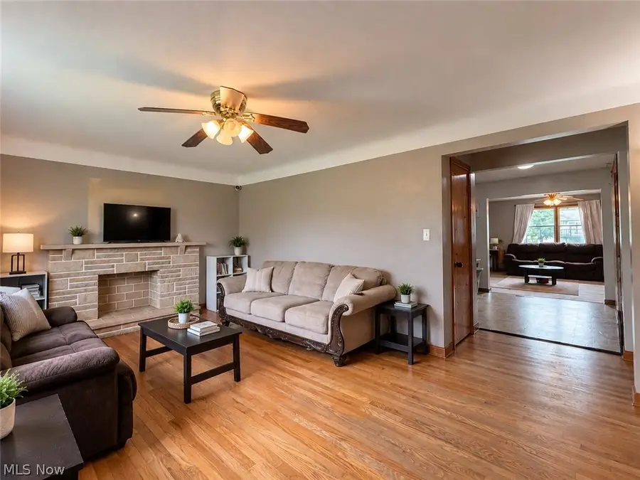 2064 Innwood Drive, Austintown, OH 44515 - #3