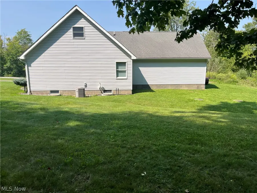 9449 Old State Road, Chardon, OH 44024 - #3