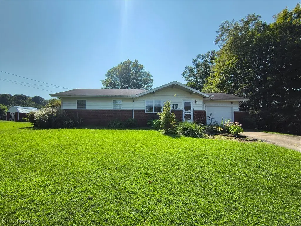 1380 Mount Tom Road, Marietta, OH 45750 - #1