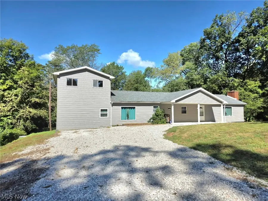 2372 Oak Grove Extension Road, Saint Marys, WV 26170 - #2