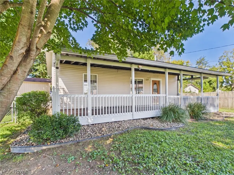 505 Walnut Street, Belpre, OH 45714 - #3