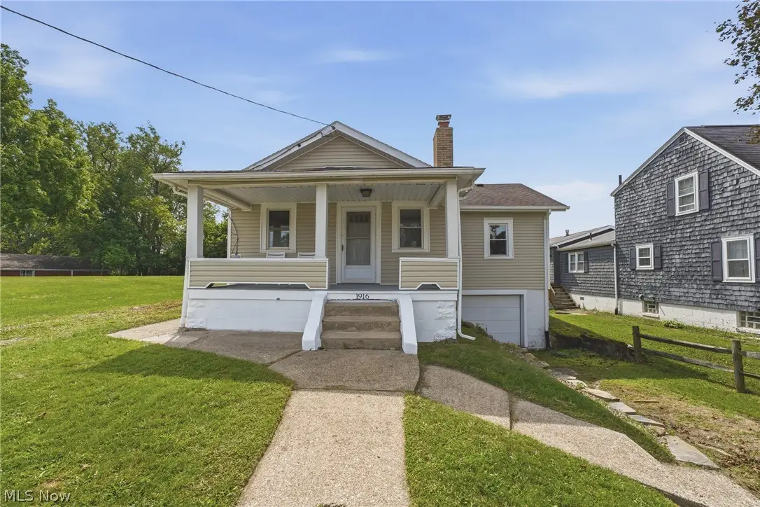 1916 29th Nw Street, Canton, OH 44709 - #1