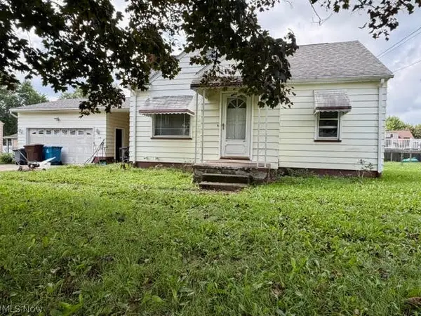 118 Camvet Drive, Campbell, OH 44405