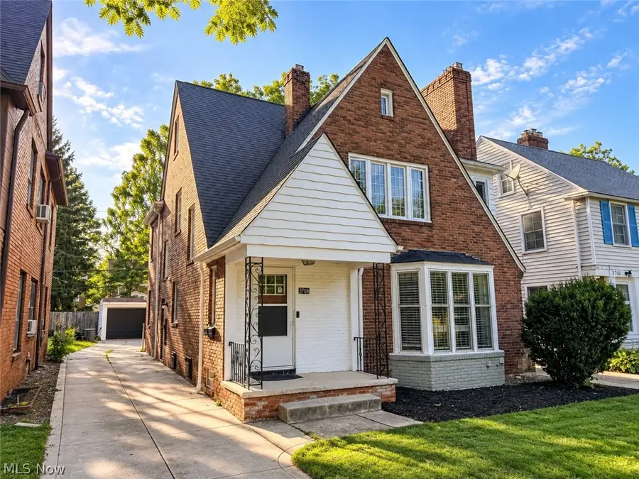 3706 Gridley Road, Shaker Heights, OH 44122 - #3