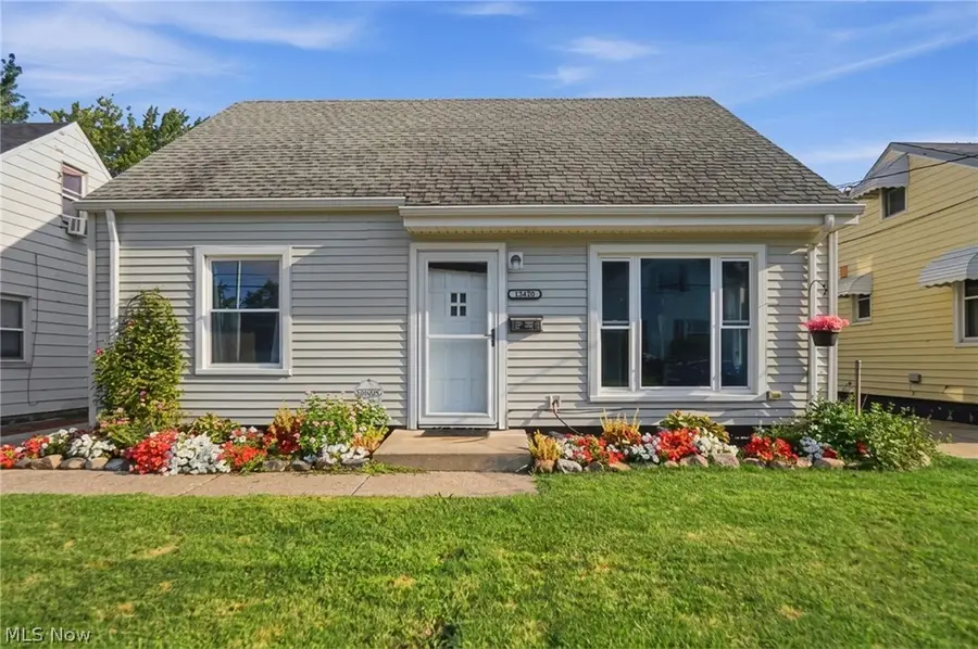 13420 Bennington Avenue, Cleveland, OH 44135 - #2