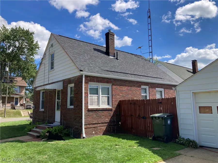 2833 Daleford Ne Avenue, Canton, OH 44705 - #3