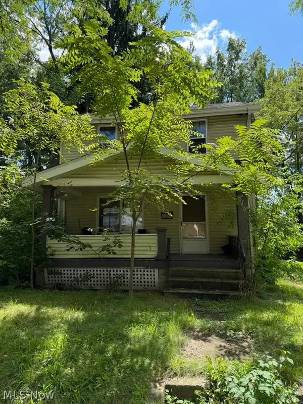 848 E Crosier Street, Akron, OH 44306