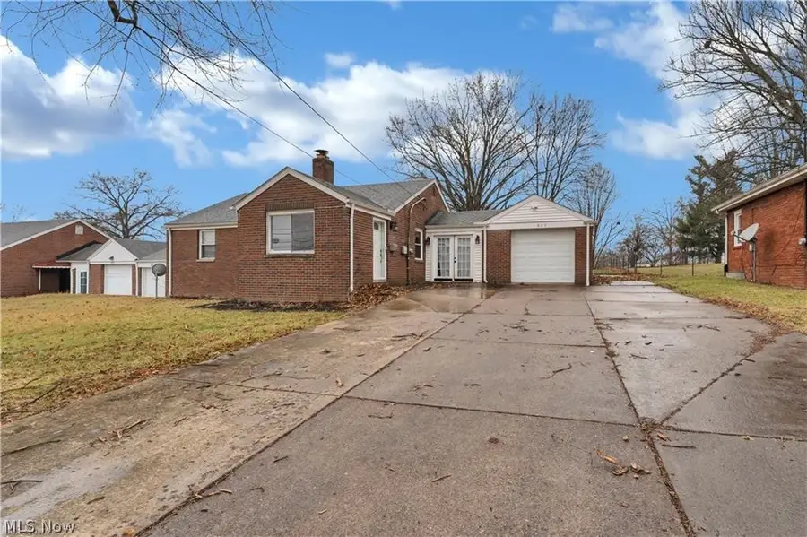 627 Poland Avenue, Struthers, OH 44471 - #3
