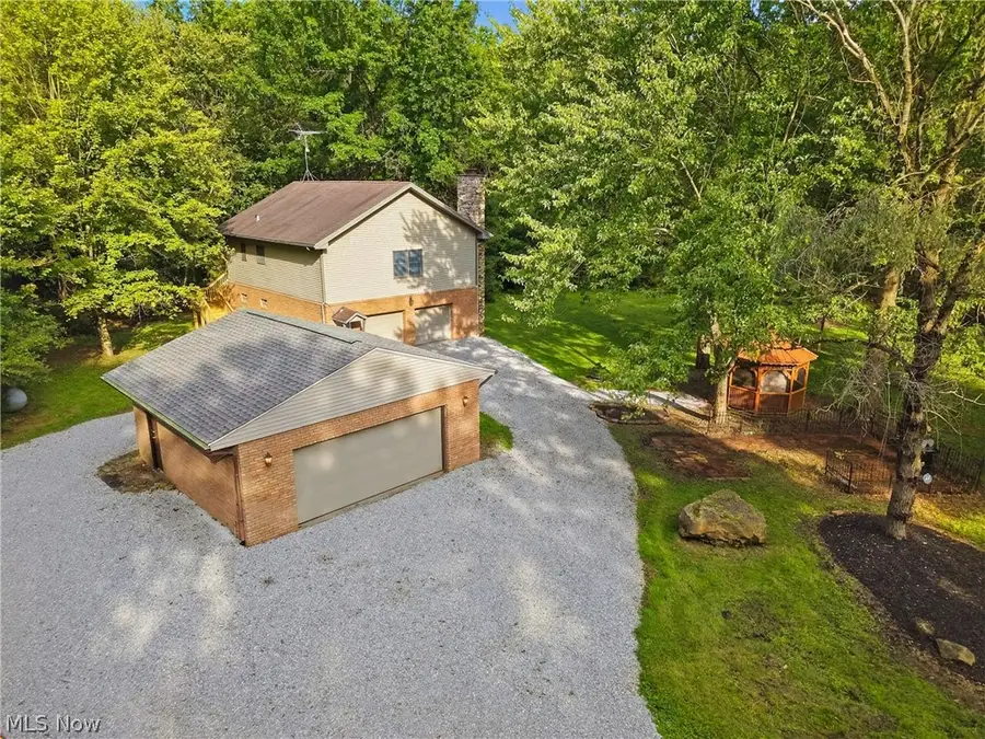 21530 Lexington Road, Alliance, OH 44601 - #2