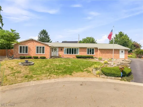2215 Tamarack Ne Circle, Canton, OH 44721