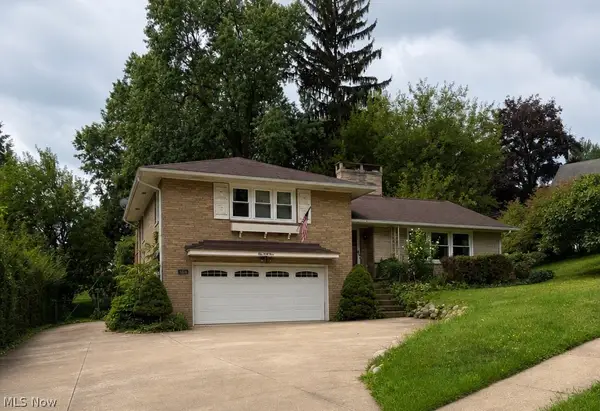 144 Everhard Sw Road, North Canton, OH 44709