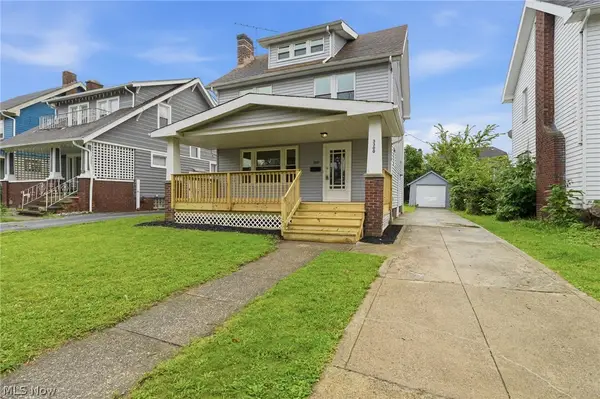 3300 Cedarbrook Road, Cleveland Heights, OH 44118