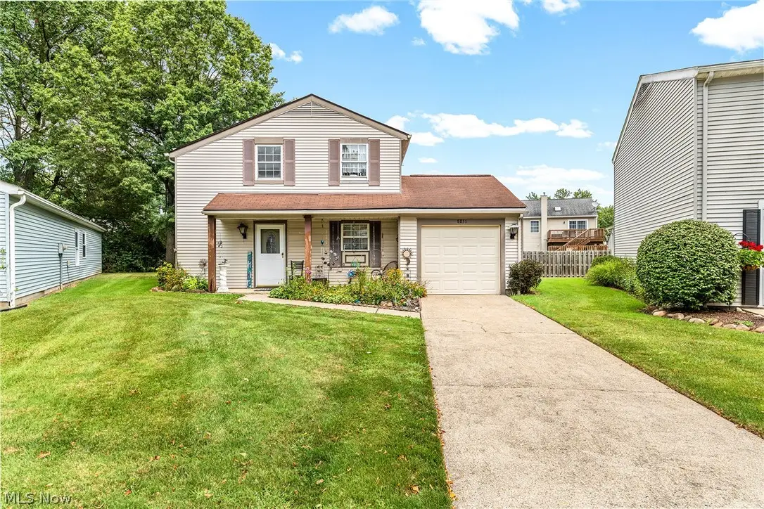 8851 Holly Lane, Olmsted Falls, OH 44138 - #1