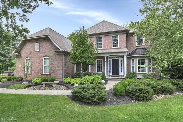 32249 Hawthorne Court, Avon Lake, OH 44012