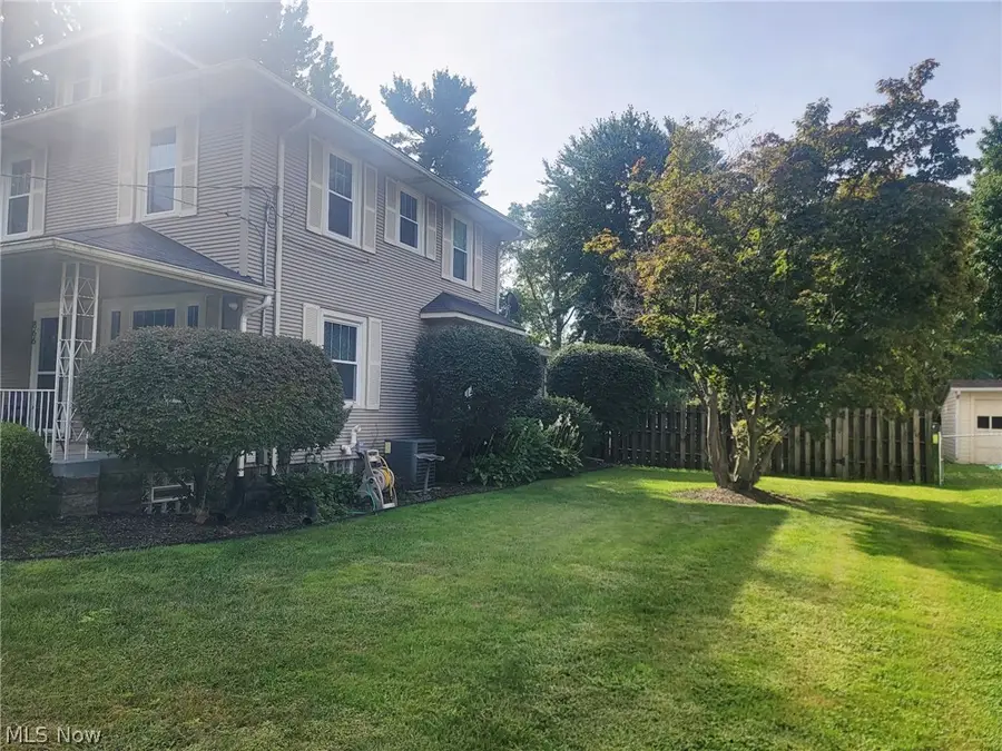 866 Milan Avenue, Amherst, OH 44001 - #2