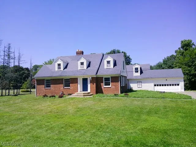 215 48th Nw Street, Canton, OH 44709 - #1