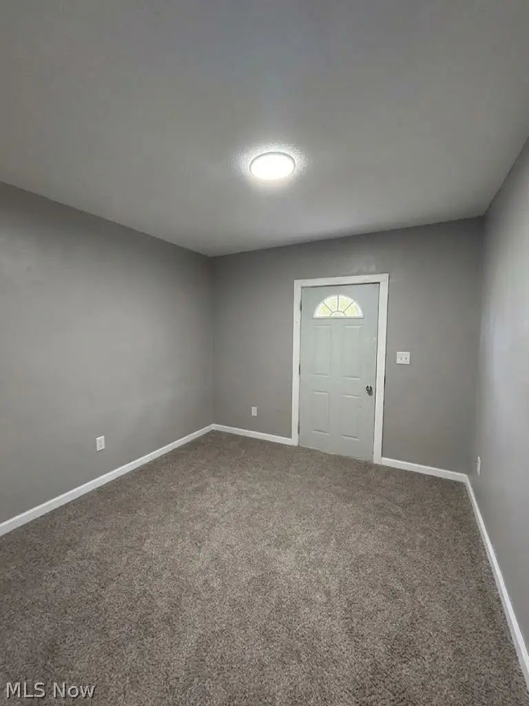 6813 Polonia Avenue, Cleveland, OH 44105 - #3